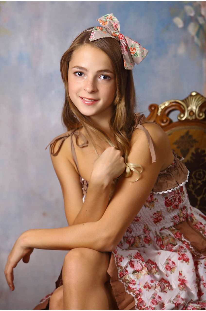 [171P+1V] Eva花裙写真